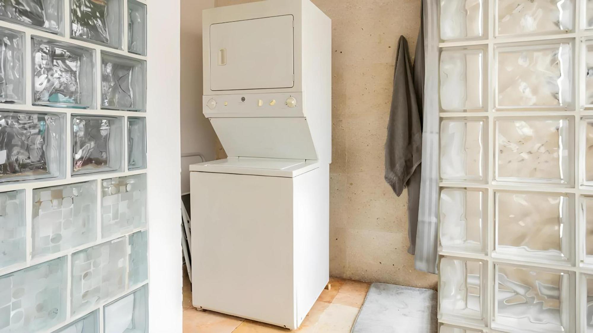Cozy Condesa Studio W Private Patio On Amsterdam! * Mexiko-Stadt